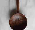 Large walnut scoop 2